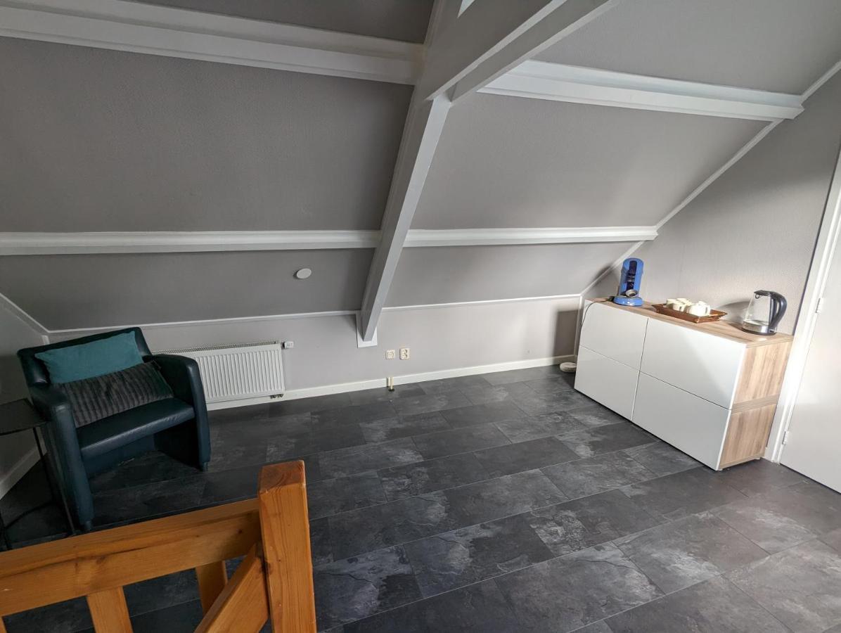 Knus Appartement Aan Bosrand Hornsterzwaag Eksteriør billede